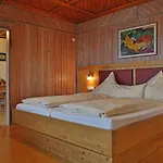 Alpenstern Finy, Bio-gaestehaus 公寓 厄伊-米特贝格