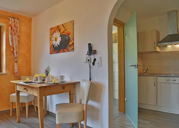 Alpenstern Finy, Bio-gaestehaus דירה