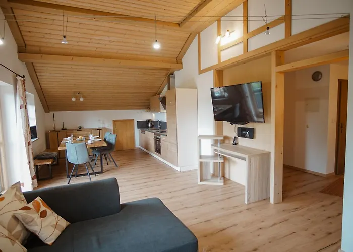 Alpenstern Finy, Bio-gaestehaus