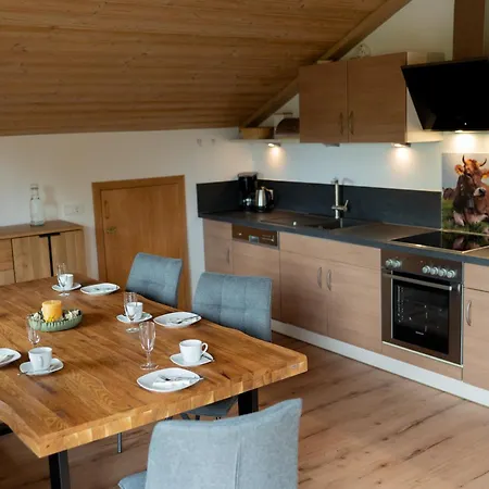 Alpenstern Finy, Bio-gaestehaus * Oy-Mittelberg